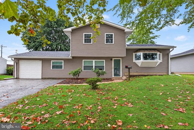 1127 GREENTREE RD, Newark, DE 19713
