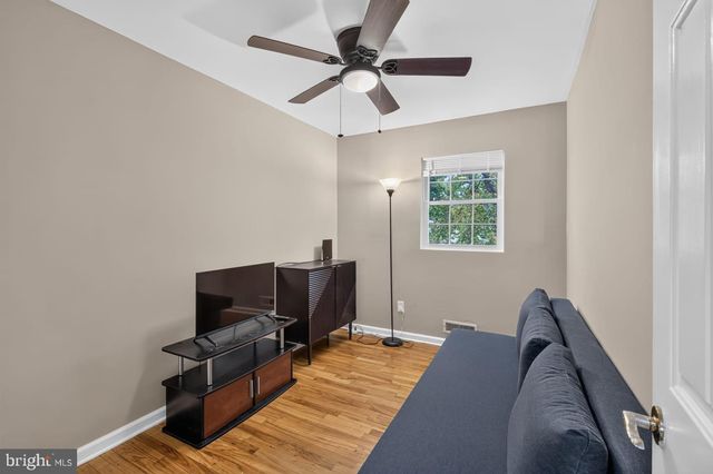 1127 GREENTREE RD, Newark, DE 19713