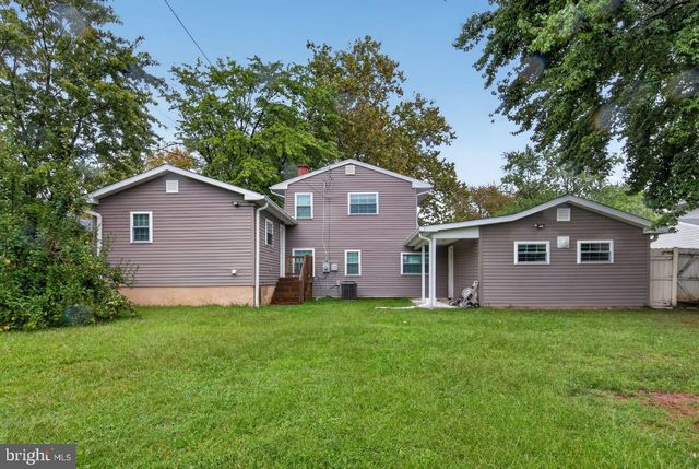 1127 GREENTREE RD, Newark, DE 19713