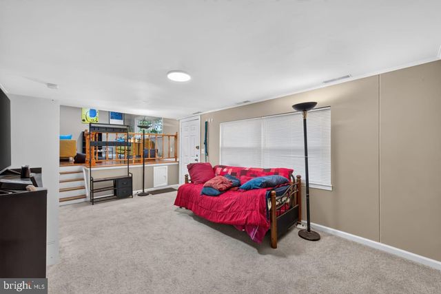 1127 GREENTREE RD, Newark, DE 19713