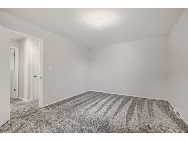 1182 Nucla St, Aurora, CO 80011