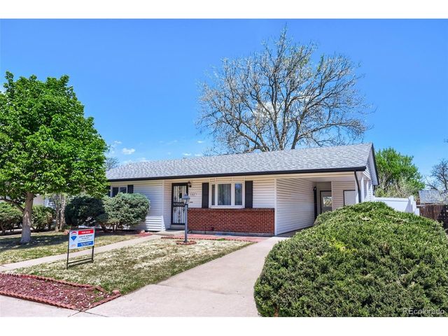 1182 Nucla St, Aurora, CO 80011