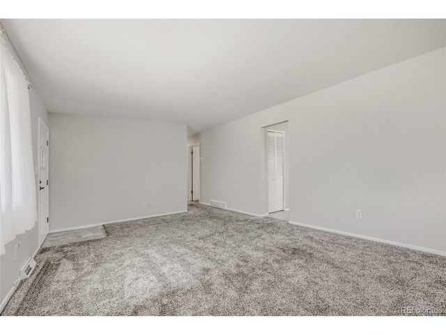 1182 Nucla St, Aurora, CO 80011