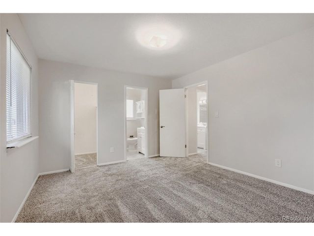 1182 Nucla St, Aurora, CO 80011