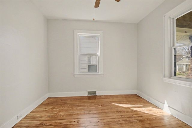 4 Elmwood Street, Grand Rapids, MI 49505