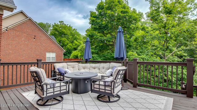 10525 Championship Ct, Prospect, KY 40059