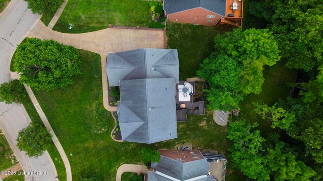 10525 Championship Ct, Prospect, KY 40059