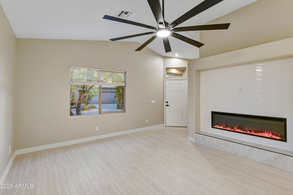 Image 5 of property listing at 4167 E Hallihan Drive, Cave Creek, AZ 85331