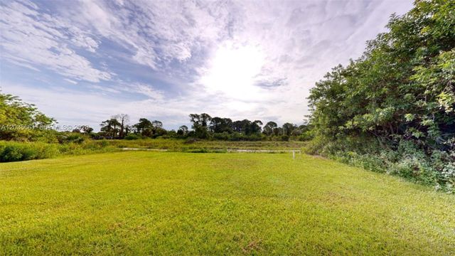 6108 Stratton Road, Fort Myers, FL 33905