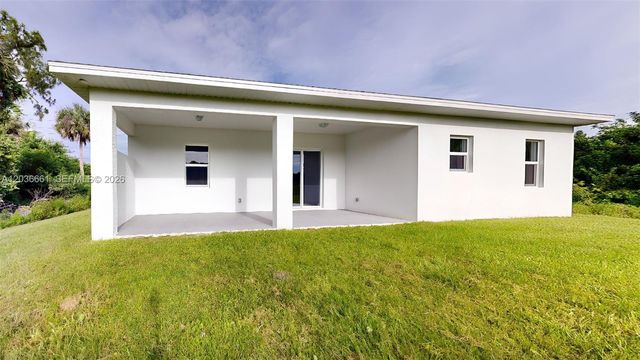 6108 Stratton Road, Fort Myers, FL 33905