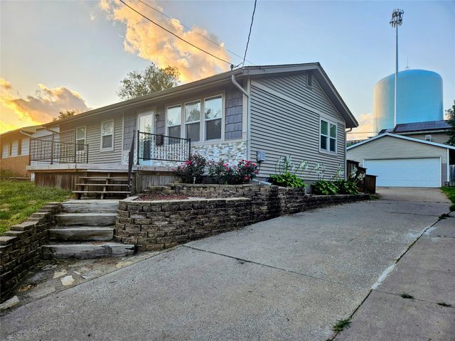 2612 Grandview Avenue, Des Moines, IA 50317