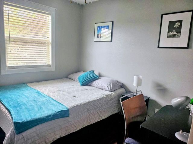 2612 Grandview Avenue, Des Moines, IA 50317