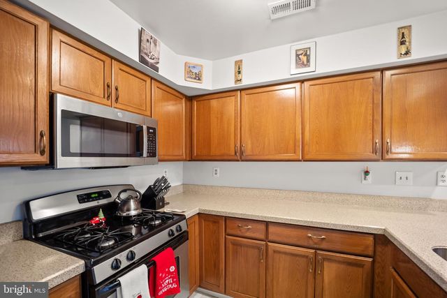 140 FILLY DR, North Wales, PA 19454