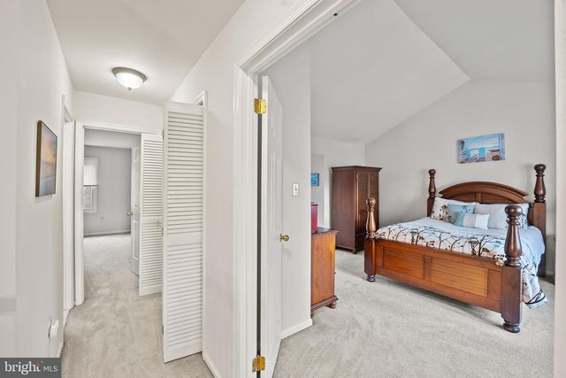 140 FILLY DR, North Wales, PA 19454