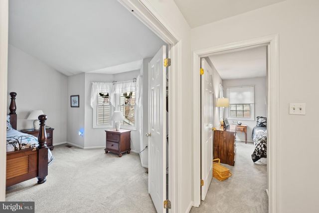 140 FILLY DR, North Wales, PA 19454