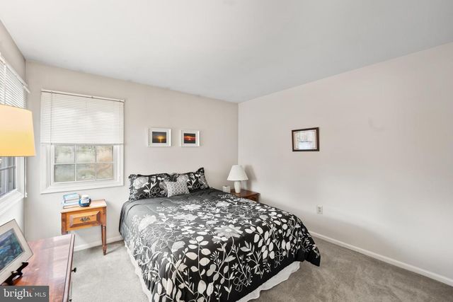 140 FILLY DR, North Wales, PA 19454