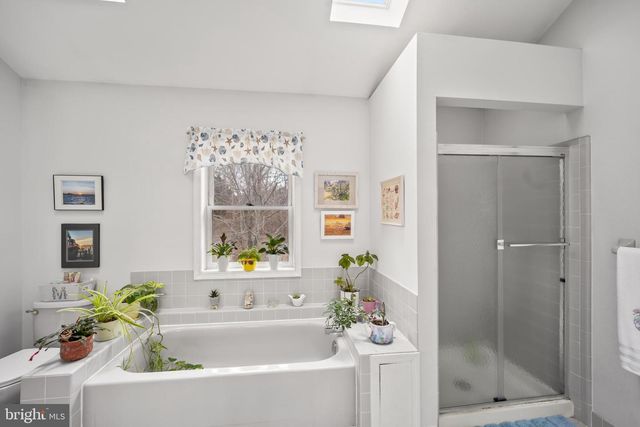 140 FILLY DR, North Wales, PA 19454