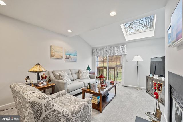 140 FILLY DR, North Wales, PA 19454