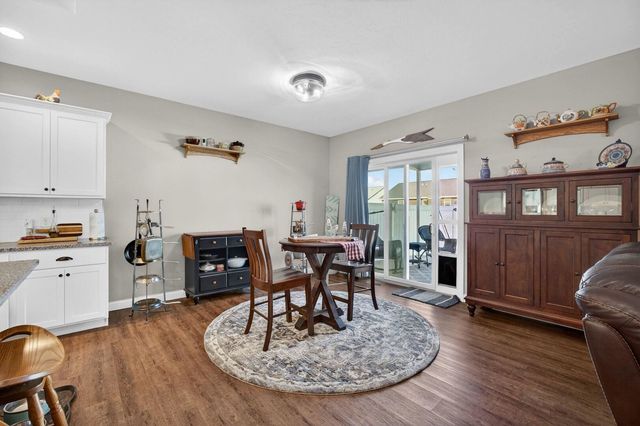 4620 W 11th Street, Davenport, IA 52804