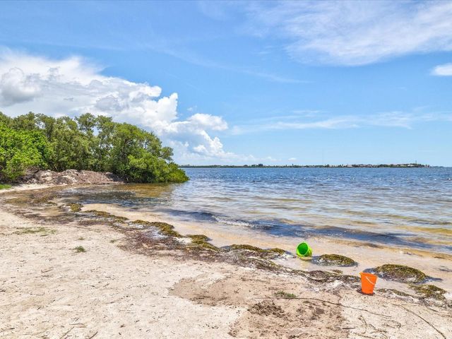 4505 GLEN HOLLOW, New Port Richey, FL 34653