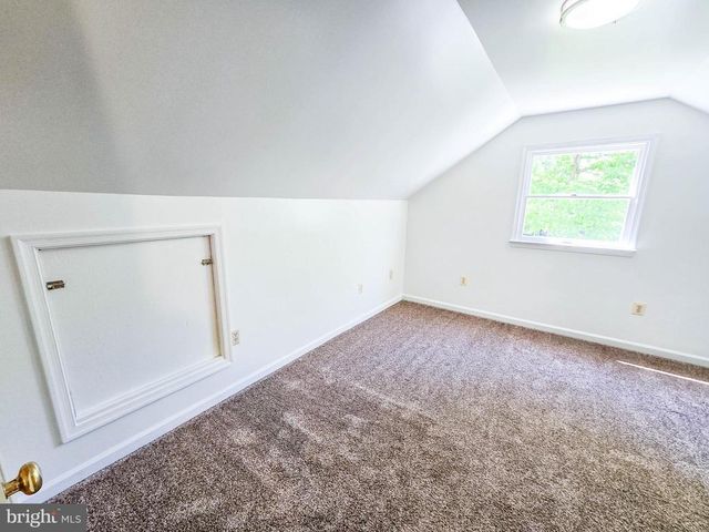 6235 SCOTTSVILLE RD, Jeffersonton, VA 22724