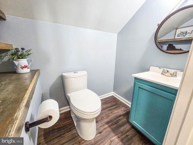 6235 SCOTTSVILLE RD, Jeffersonton, VA 22724