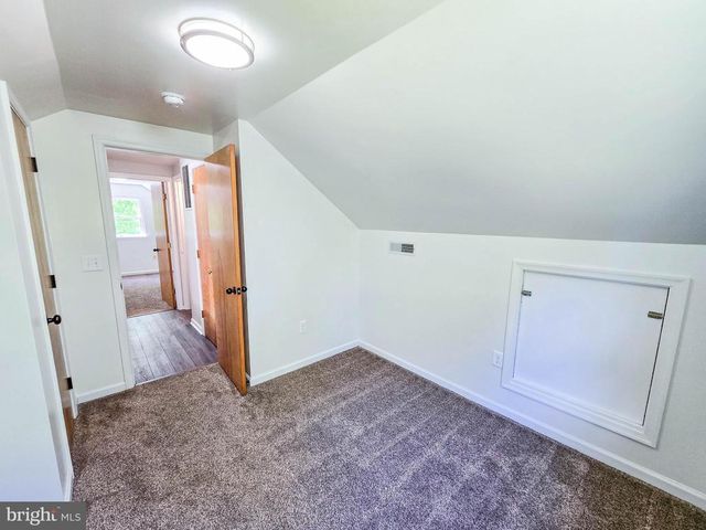 6235 SCOTTSVILLE RD, Jeffersonton, VA 22724