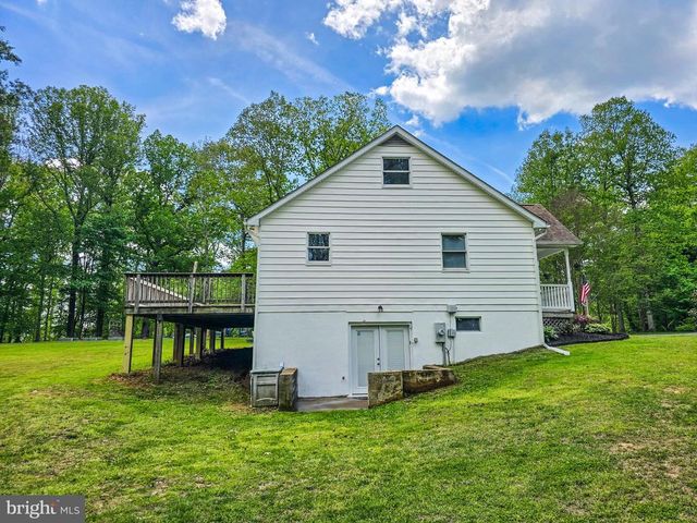 6235 SCOTTSVILLE RD, Jeffersonton, VA 22724