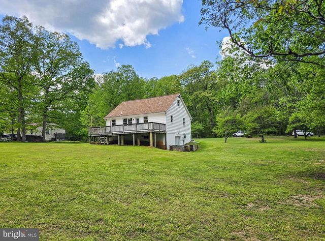 6235 SCOTTSVILLE RD, Jeffersonton, VA 22724