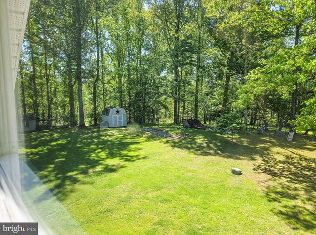 6235 SCOTTSVILLE RD, Jeffersonton, VA 22724