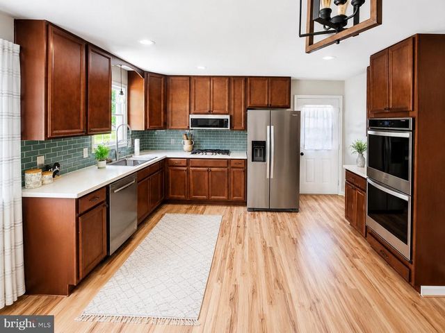 6235 SCOTTSVILLE RD, Jeffersonton, VA 22724