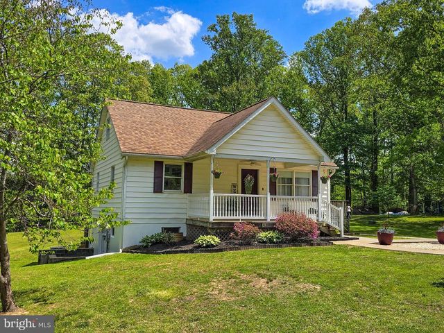 6235 SCOTTSVILLE RD, Jeffersonton, VA 22724