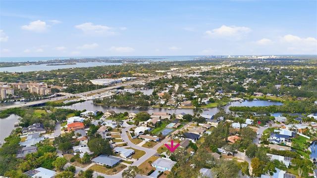 2227 MONTCLAIR DRIVE 1, Sarasota, FL 34231