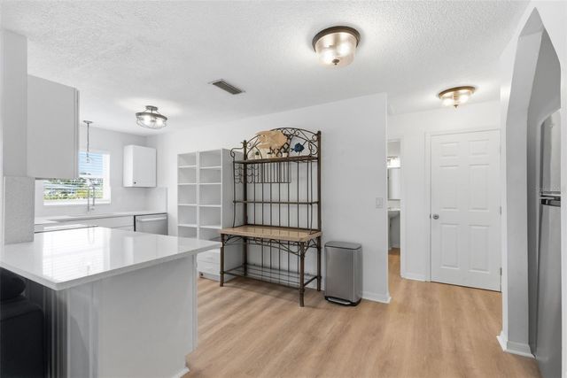 2227 MONTCLAIR DRIVE 1, Sarasota, FL 34231