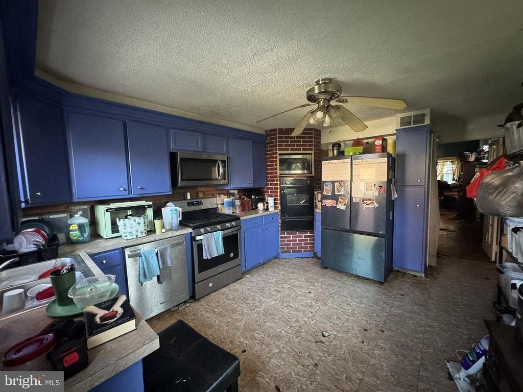 15 E 2ND ST #, POTTSTOWN, PA 19464 — photo 2