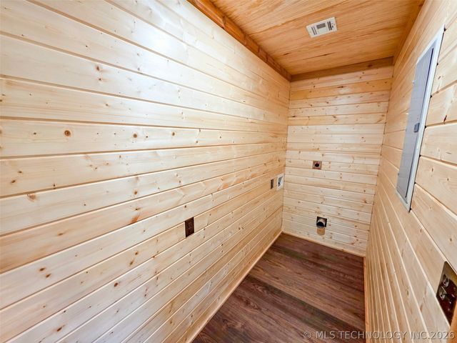 12990 W Killabrew Road, Hulbert, OK 74441