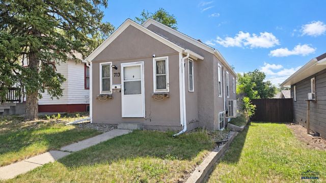 713 FAIRVIEW, Rapid City, SD 57701