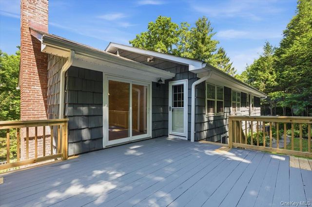46 Bacon Hill Road, Pleasantville, NY 10570