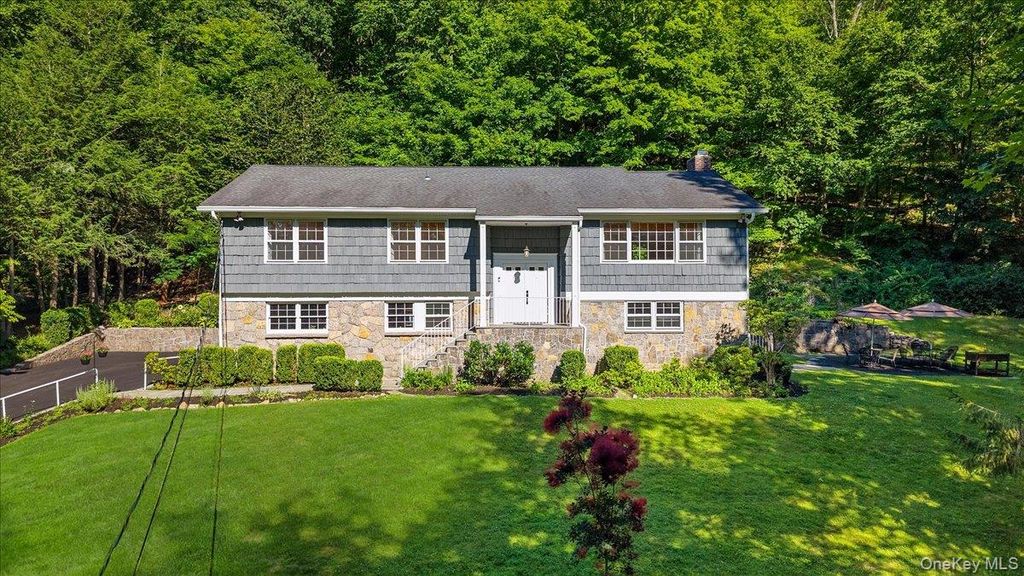 46 Bacon Hill Road, Pleasantville, NY 10570