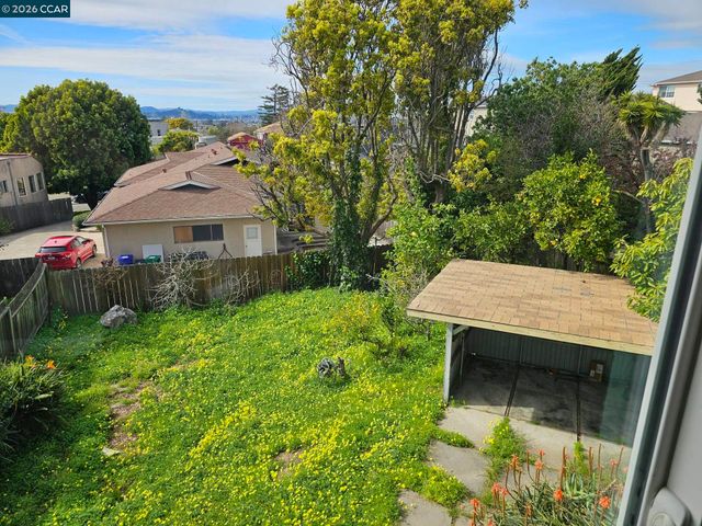 627 Kern St, Richmond, CA 94805