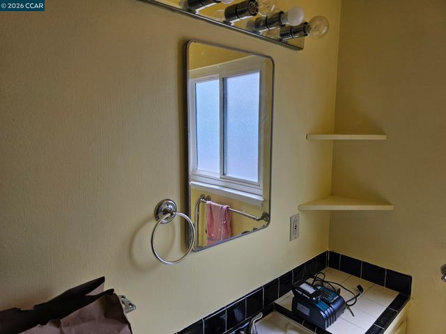 627 Kern St, Richmond, CA 94805