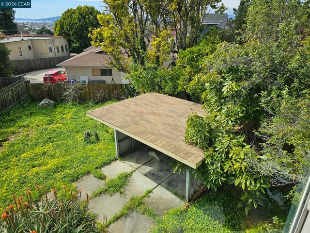 627 Kern St, Richmond, CA 94805
