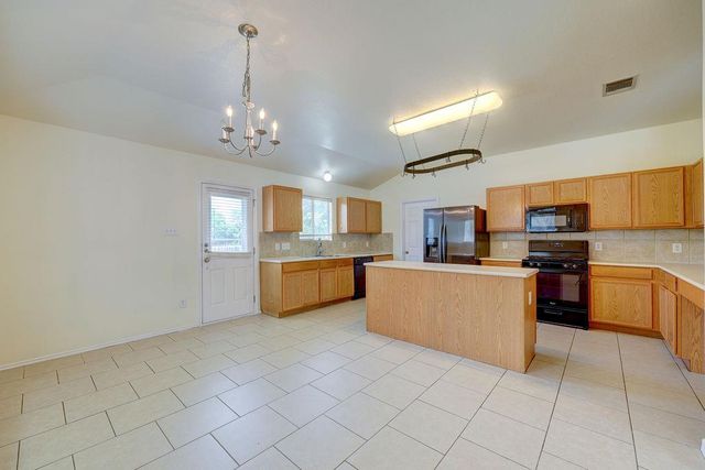 129 Dove Song DR, Leander, TX 78641