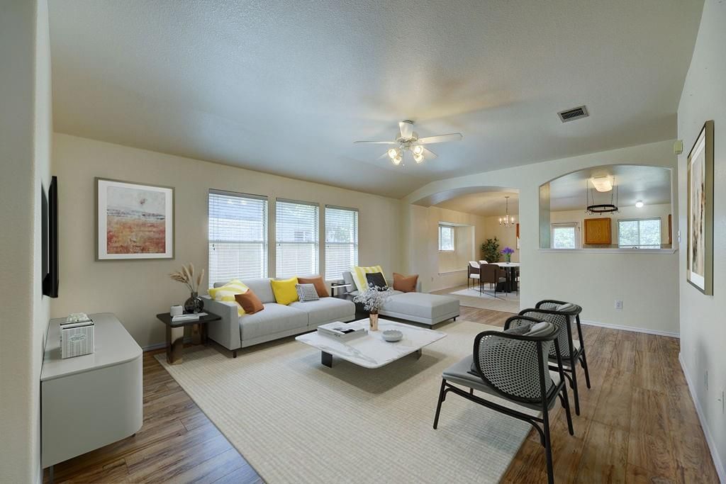 129 Dove Song DR, Leander, TX 78641