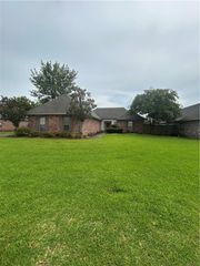 384 TOT Drive, Alexandria, LA 71303