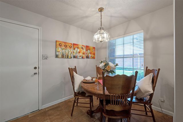 3310 Country Meadows Court, Pearland, TX 77584