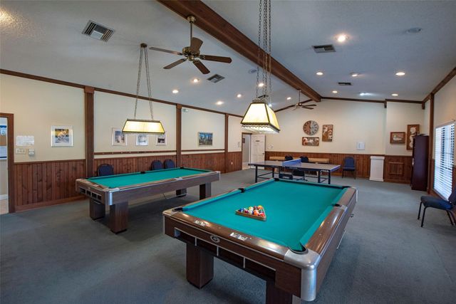 3310 Country Meadows Court, Pearland, TX 77584