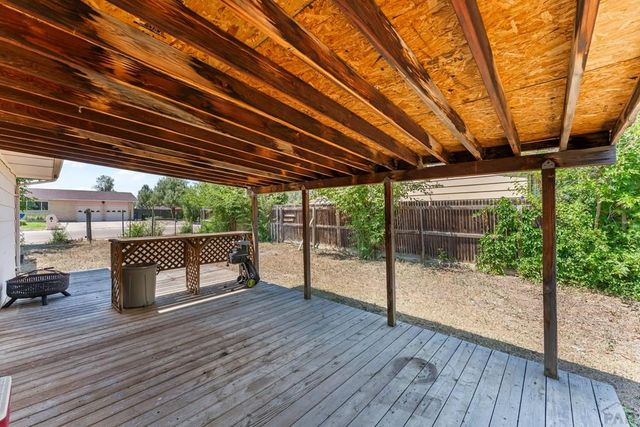 22 Heatherwood Lane, Pueblo, CO 81008