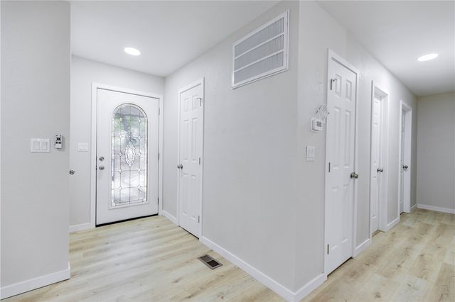 14 Abbey Lane, Bella Vista, AR 72715