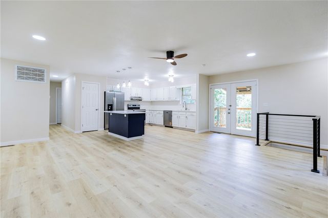 14 Abbey Lane, Bella Vista, AR 72715